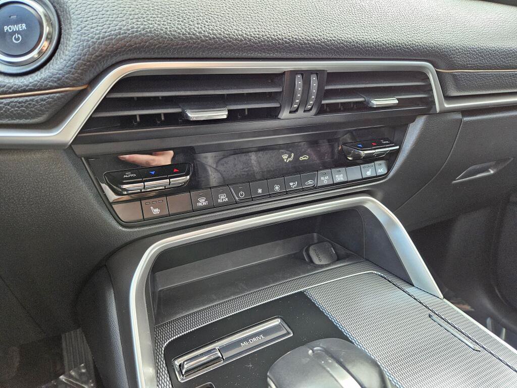 Certified 2024 MAZDA CX-90 Plug-In Hybrid w/ Preferred AWD/4WD image 26