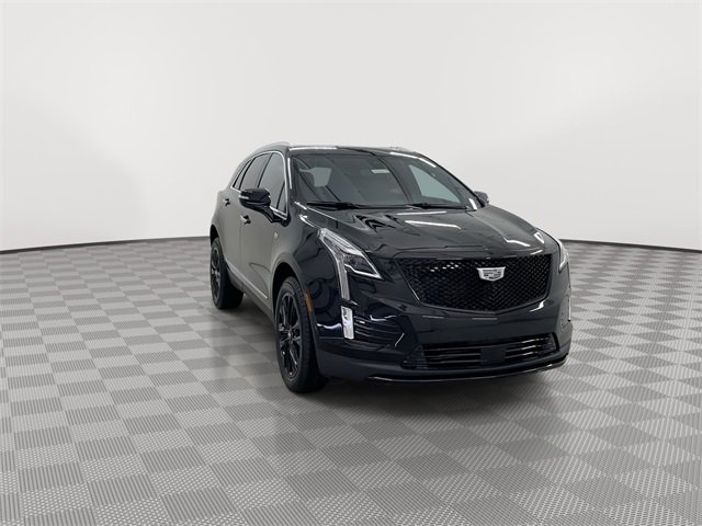 New 2025 Cadillac XT5 Premium Luxury w/ LPO, ONYX Package image 2