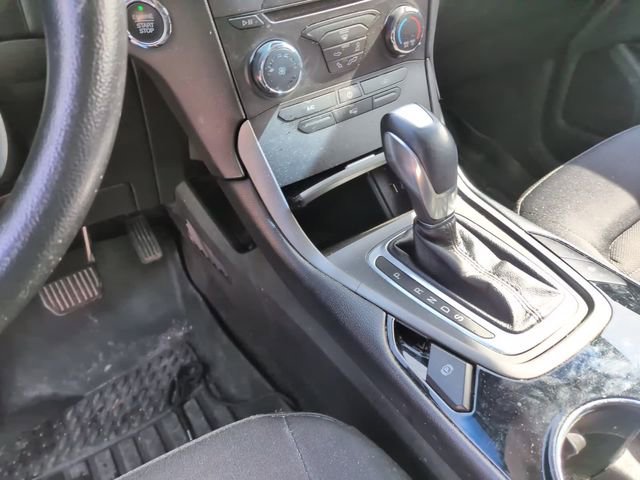 Used 2018 Ford Edge SE image 24