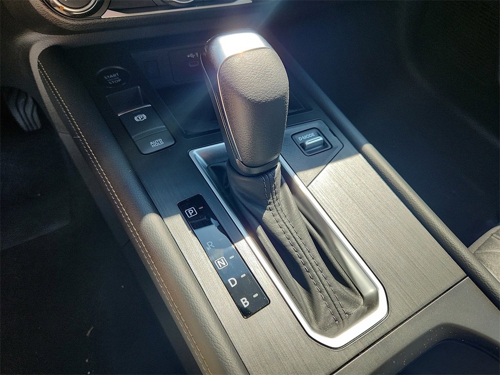 New 2025 Nissan Kicks SV w/ SV Premium Package image 7