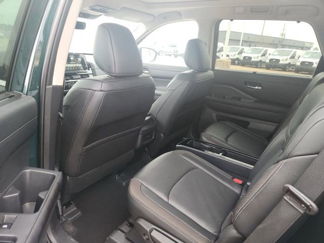 Certified 2024 Nissan Pathfinder SL w/ SL Premium Package image 12