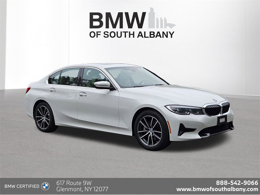 Certified 2022 BMW 330i xDrive Sedan w/ Premium Package 2