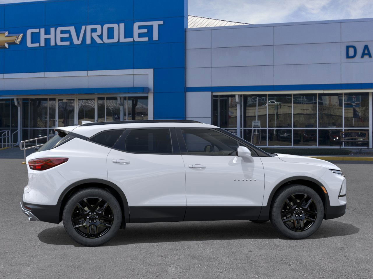 New 2025 Chevrolet Blazer LT w/ Convenience Package image 5