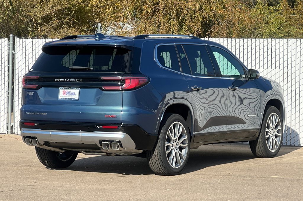 New 2026 GMC Acadia Denali image 4