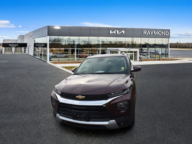 Certified 2022 Chevrolet TrailBlazer LT w/ Convenience Package FWD image 8