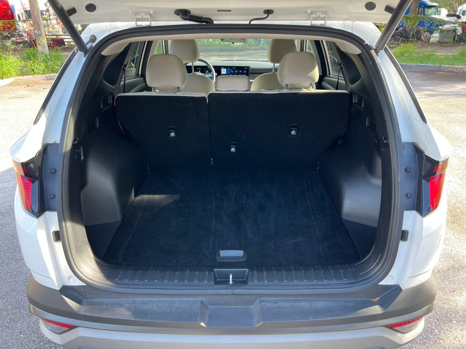 Used 2025 Hyundai Tucson SEL AWD/4WD image 30
