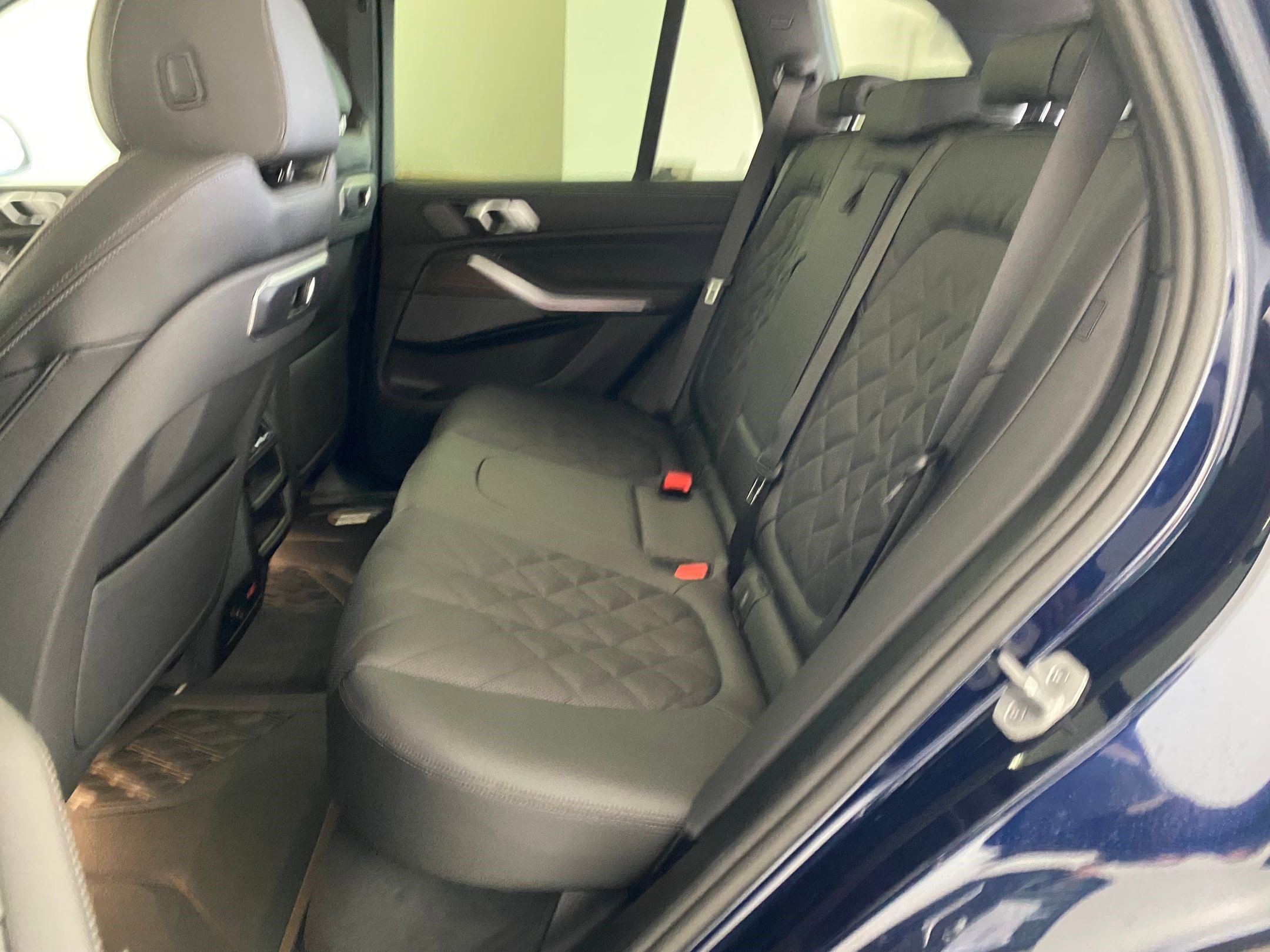 New 2026 BMW X5 xDrive40i w/ Premium Package image 14