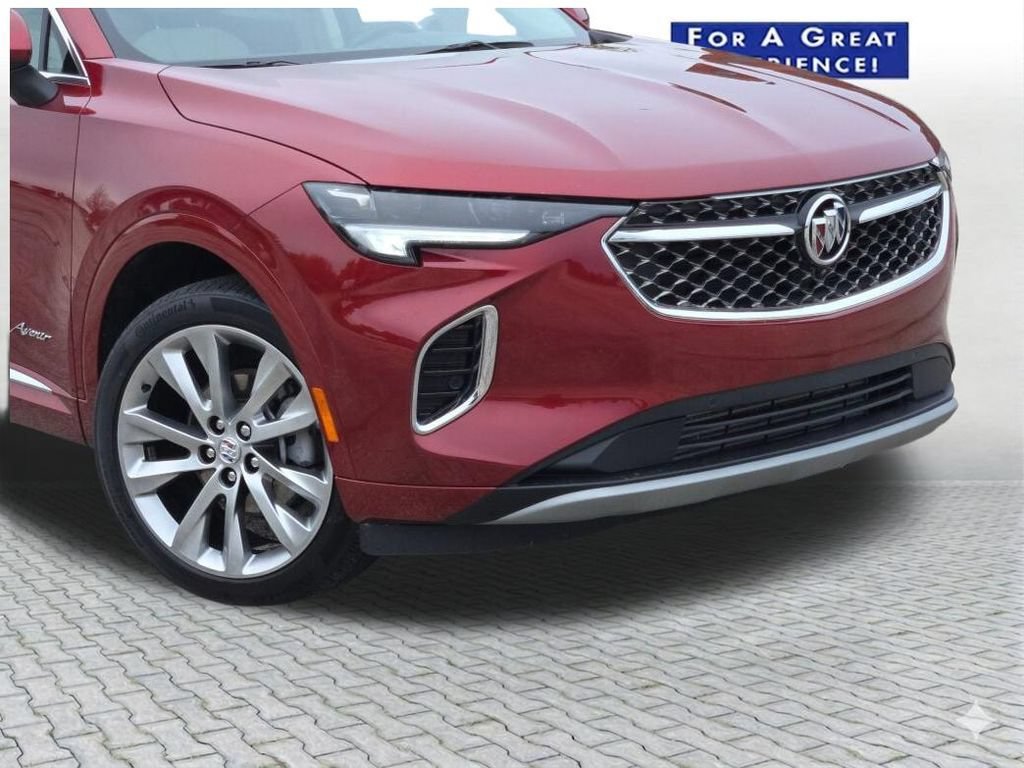Used 2023 Buick Envision Avenir AWD/4WD image 2