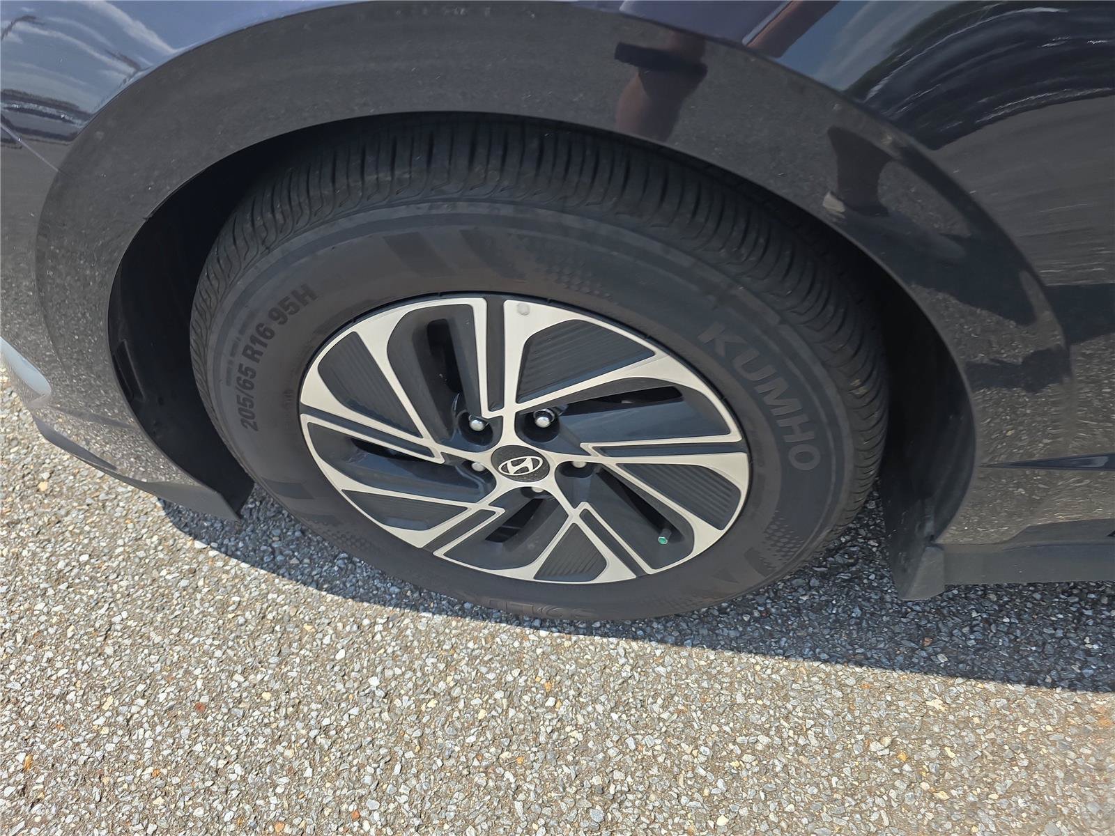 Certified 2026 Hyundai Sonata Blue FWD image 12