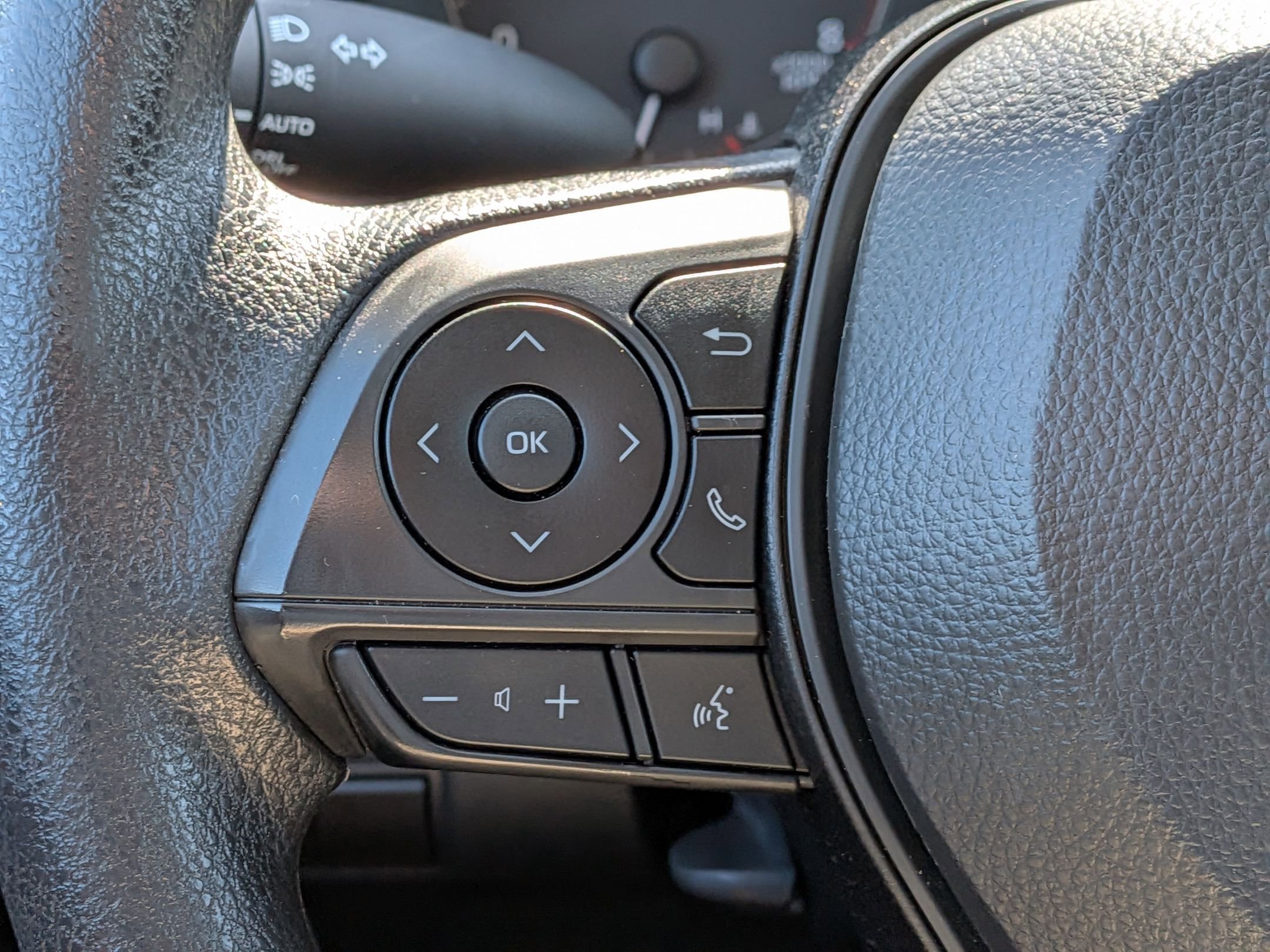 Used 2024 Toyota Corolla LE image 18