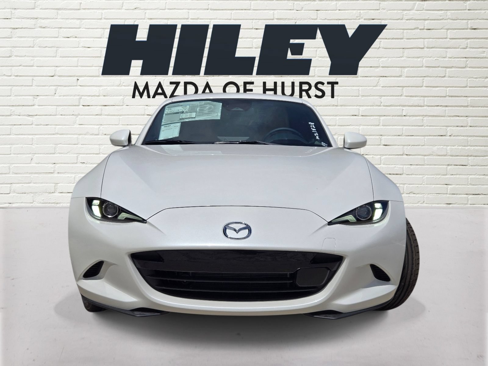 New 2026 MAZDA MX-5 Miata RF Grand Touring RWD image 2