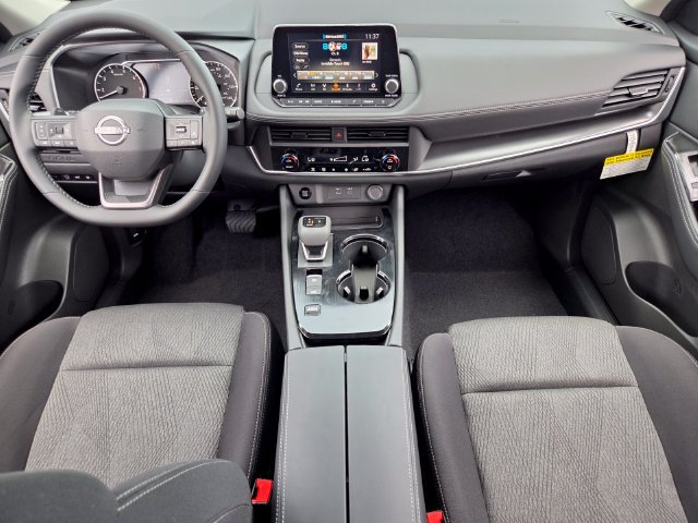 New 2026 Nissan Rogue SV FWD image 13