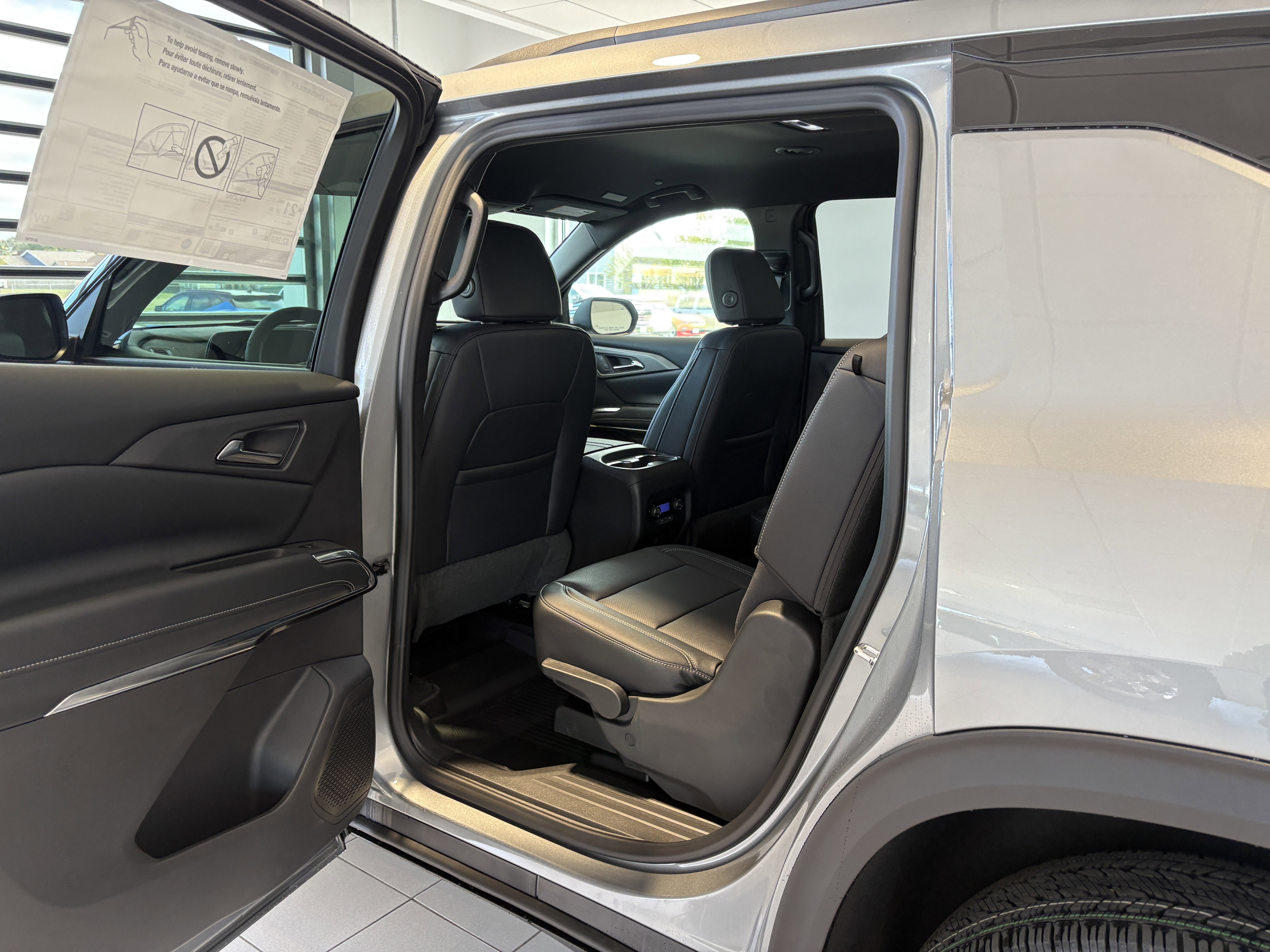 New 2026 Chevrolet Traverse LT image 21