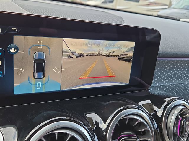 New 2026 Mercedes-Benz GLB 250 4MATIC image 13