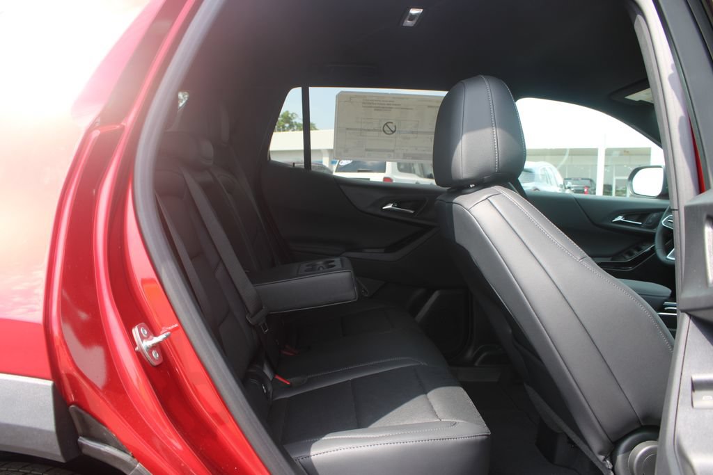 New 2027 Chevrolet Equinox LT w/ Convenience Package II FWD image 32