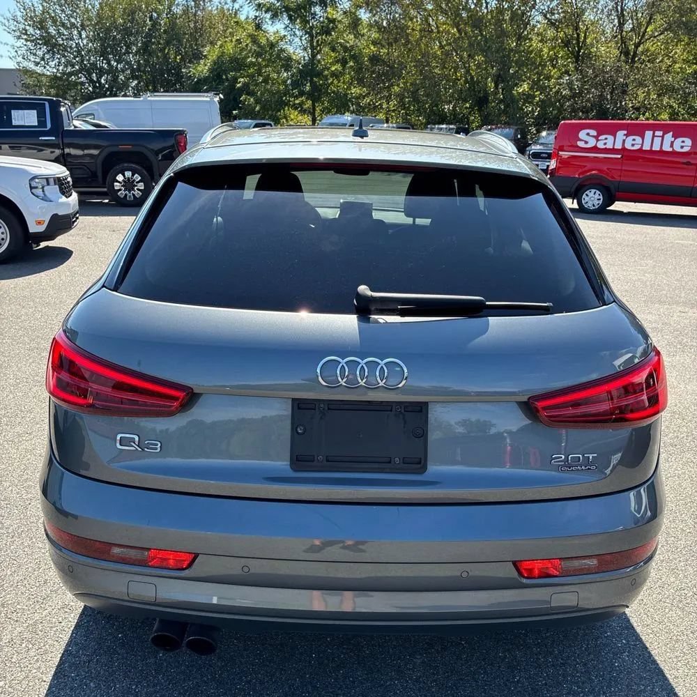 Used 2017 Audi Q3 2.0T Premium Plus w/ Premium Plus Package AWD/4WD image 6