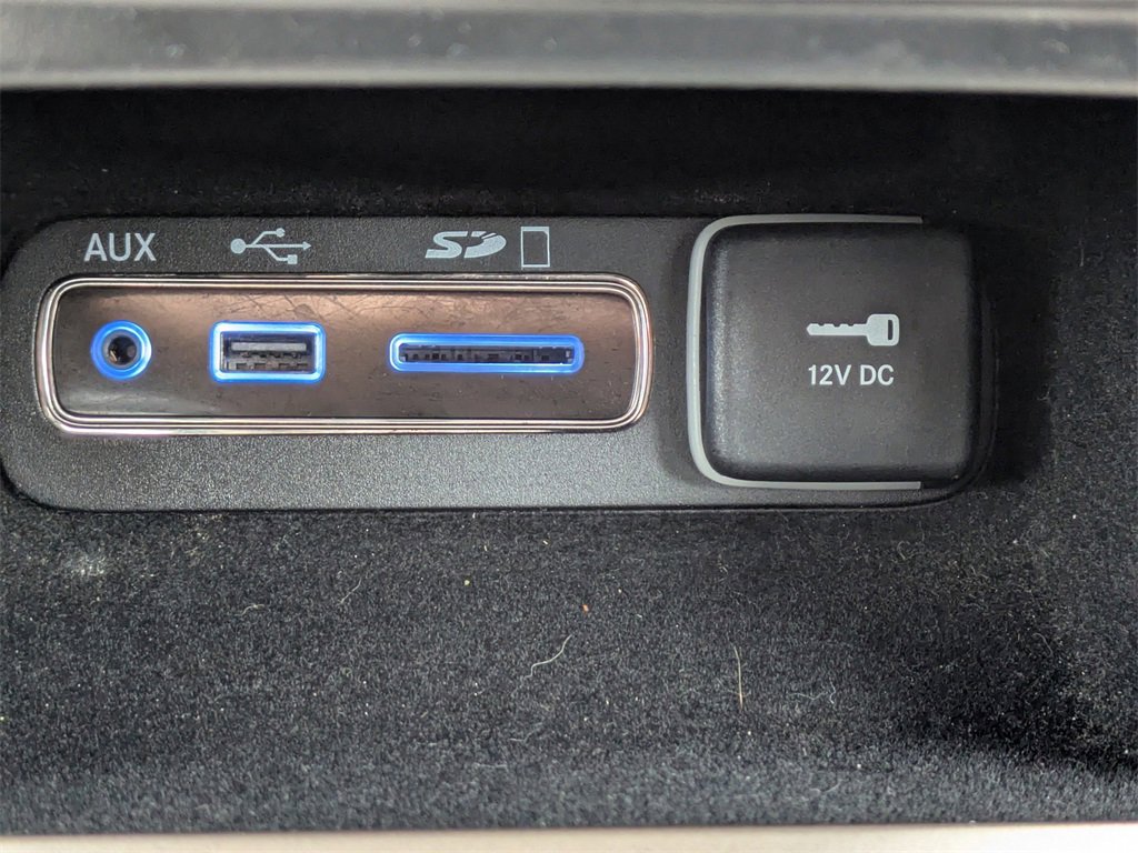 Used 2017 Jeep Grand Cherokee Limited image 22