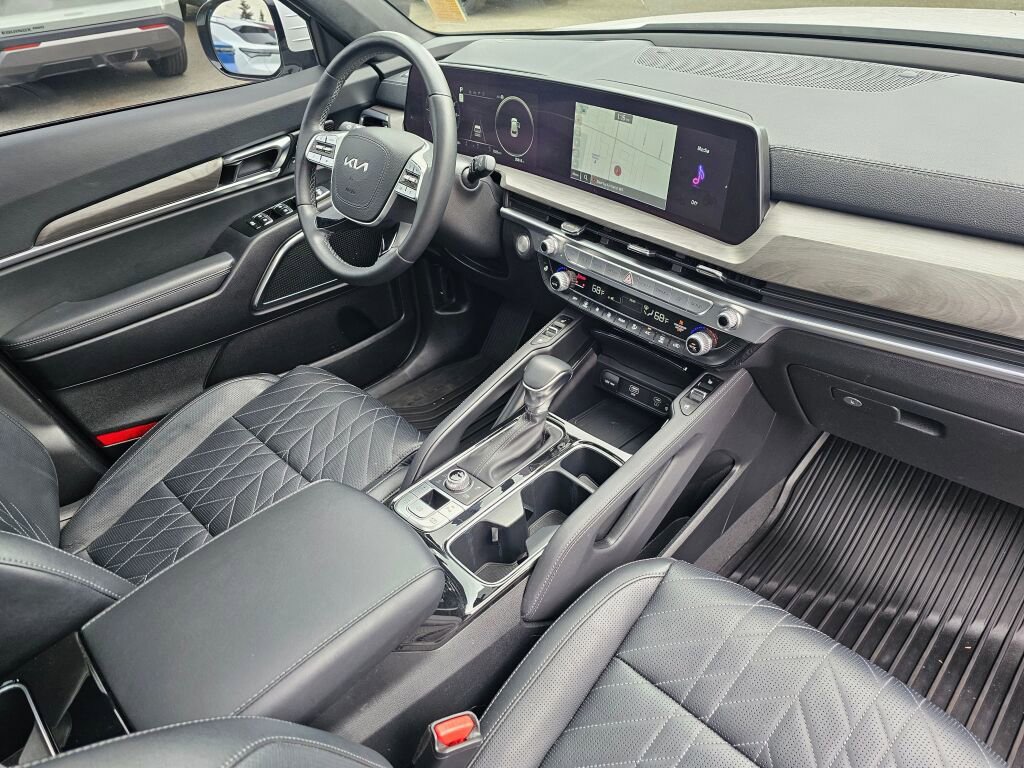 Certified 2023 Kia Telluride SX Prestige X-Pro AWD/4WD image 33