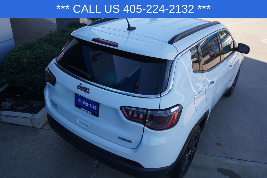 Used 2024 Jeep Compass Latitude image 16