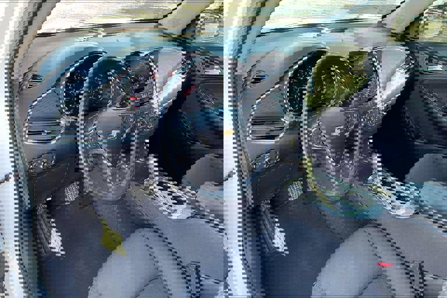 Used 2020 Chevrolet Malibu LT image 15