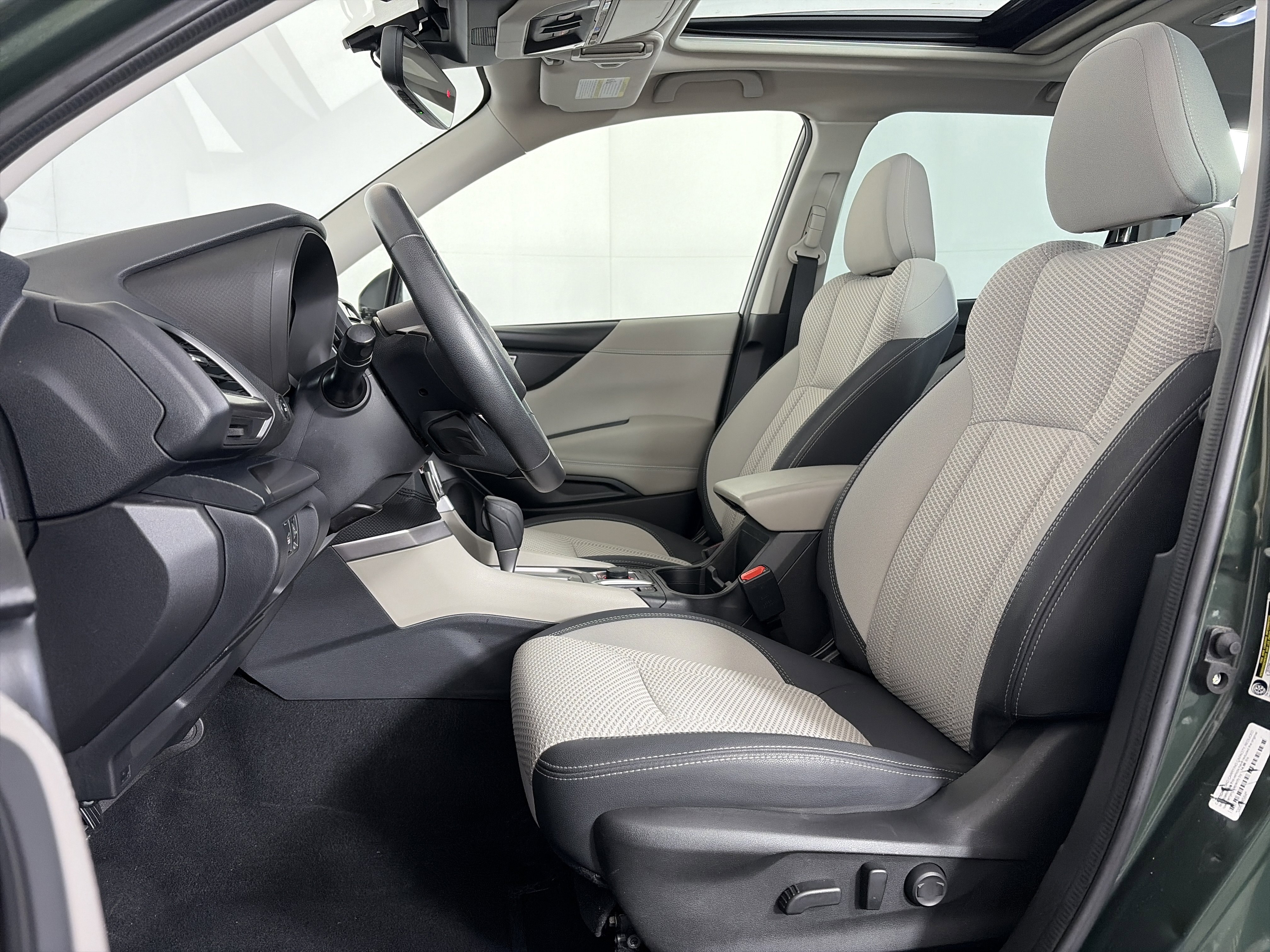 Certified 2023 Subaru Forester Premium AWD/4WD image 6
