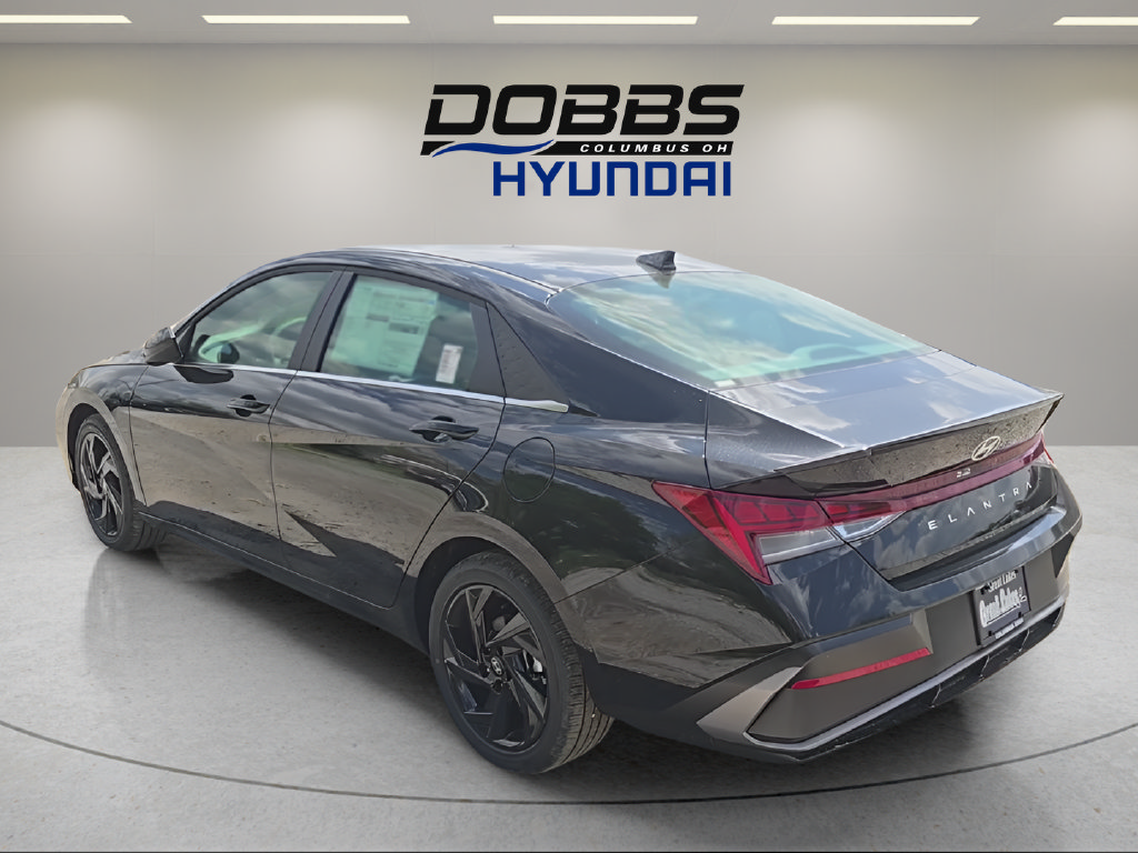 New 2026 Hyundai Elantra SEL Sport Premium w/ Cargo Package FWD image 3