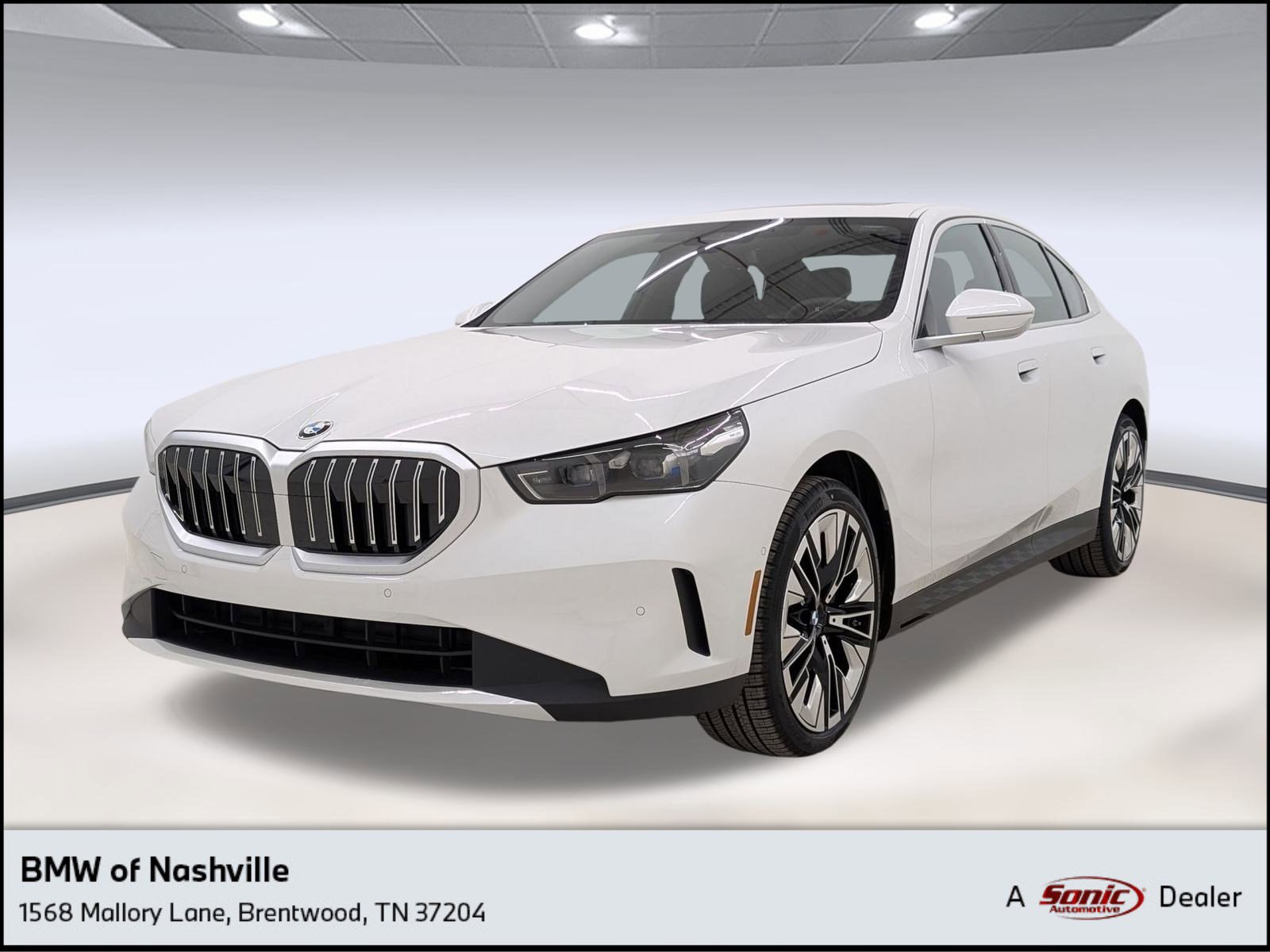 New 2026 BMW 530i RWD image 1