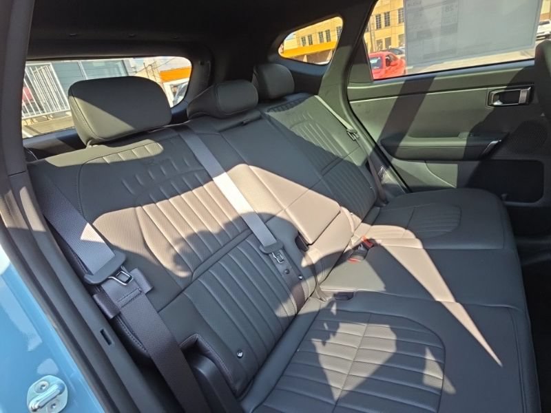 New 2027 Kia Seltos X-Line S w/ X-Line S Premium Package AWD/4WD image 19
