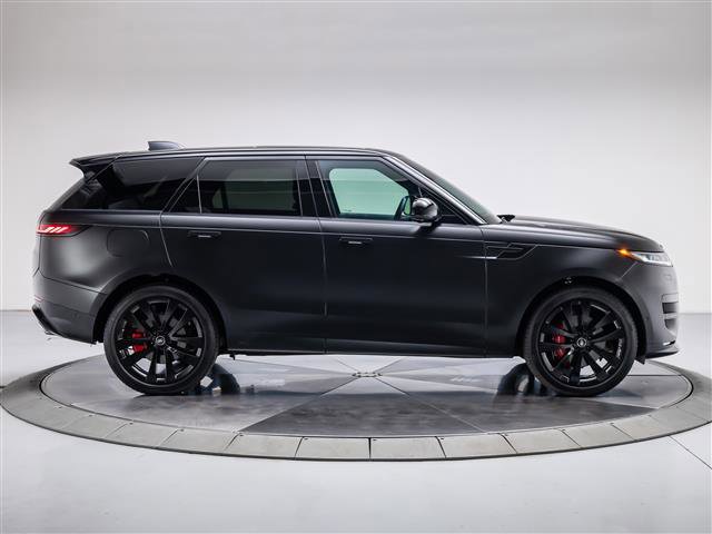 Used 2025 Land Rover Range Rover Sport Dynamic SE image 6