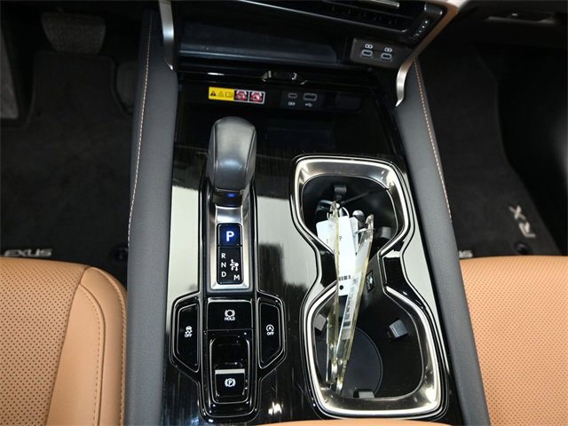 Used 2025 Lexus RX 350 Premium image 9