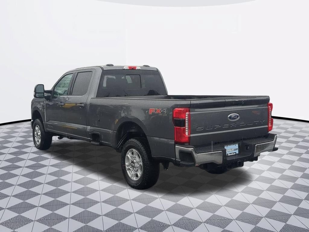 New 2026 Ford F250 XLT w/ XLT Premium Package AWD/4WD image 3