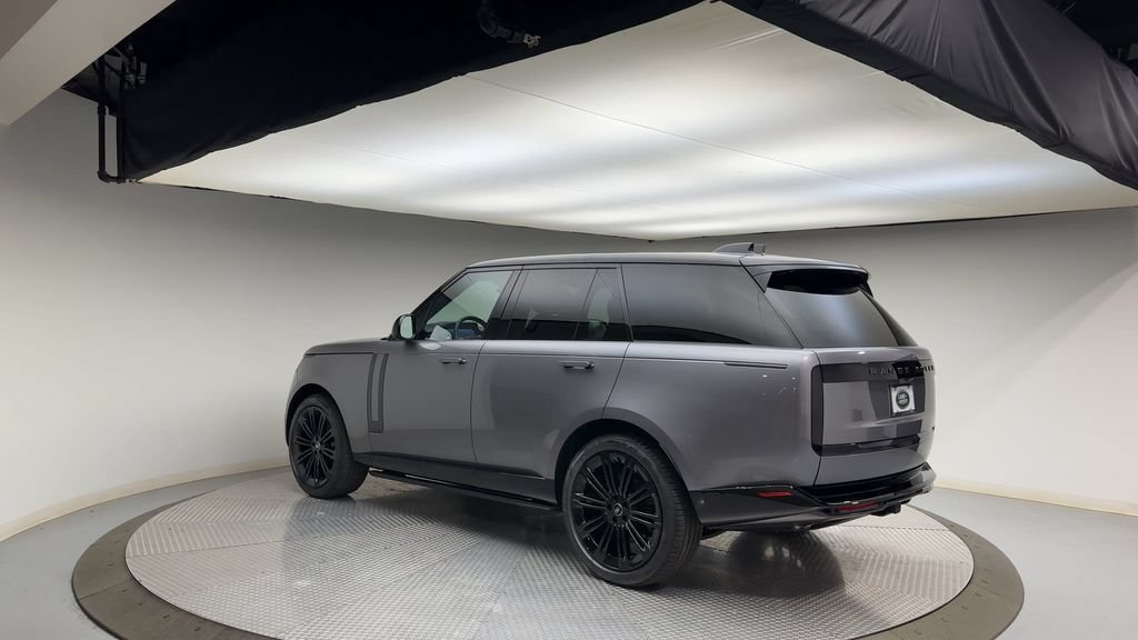 Certified 2025 Land Rover Range Rover Autobiography AWD/4WD image 6