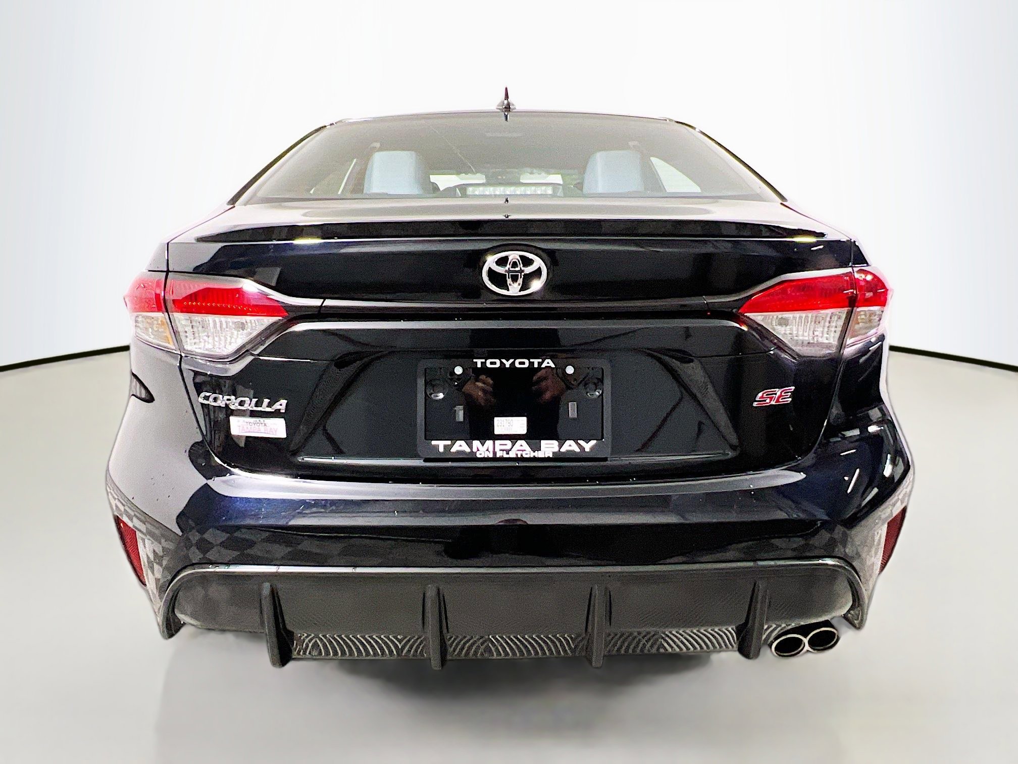 Used 2025 Toyota Corolla SE image 6