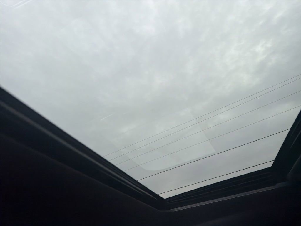 Used 2022 Chevrolet Silverado 1500 High Country w/ High Country Premium Package image 28