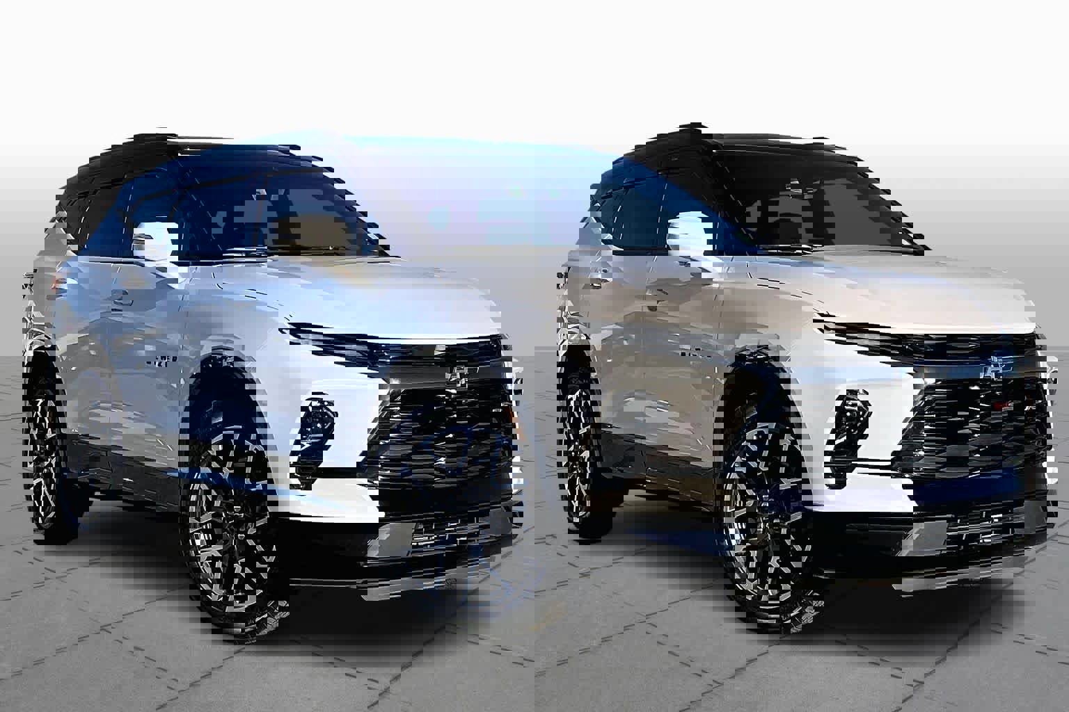 Used 2025 Chevrolet Blazer RS w/ Driver Confidence II Package image 2