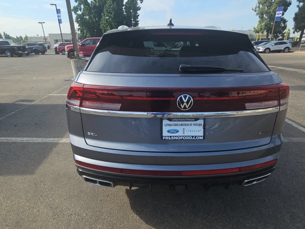 Used 2024 Volkswagen Atlas Cross Sport SEL Premium R-Line AWD/4WD image 7