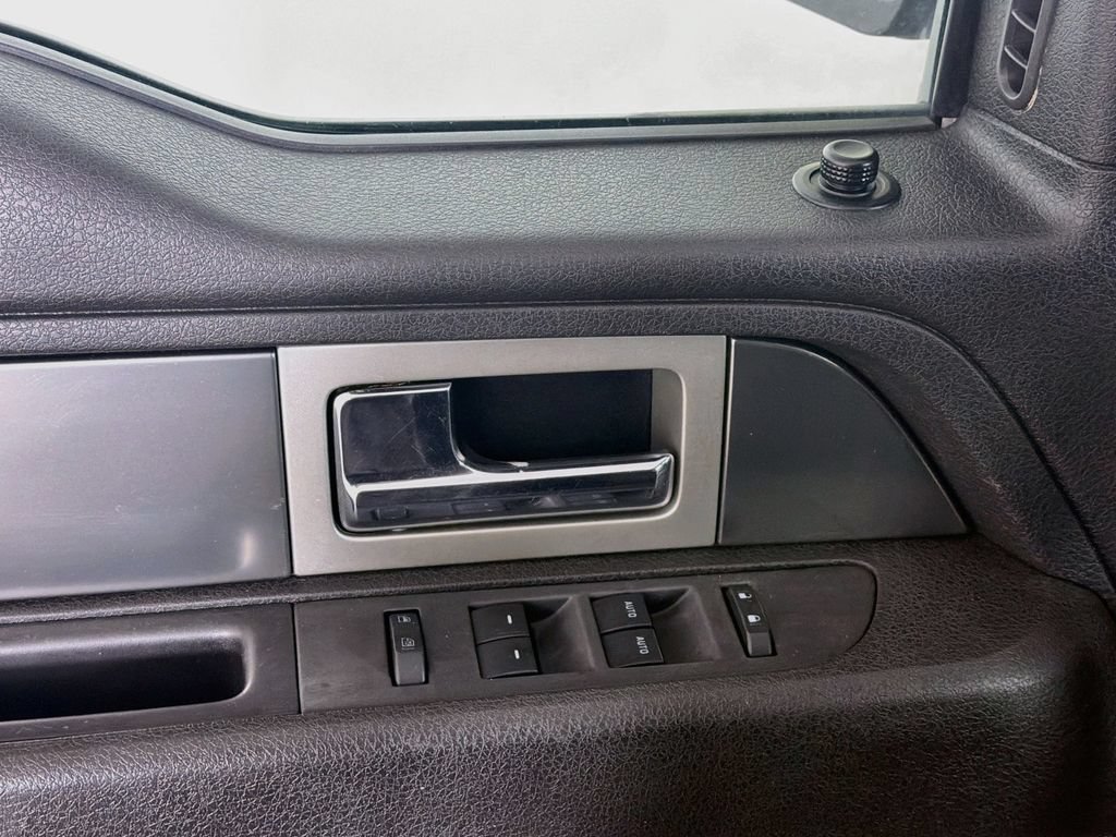 Used 2013 Ford F150 FX4 w/ Luxury Equipment Group AWD/4WD image 18
