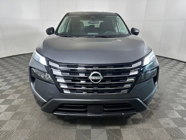 Used 2024 Nissan Rogue S image 8