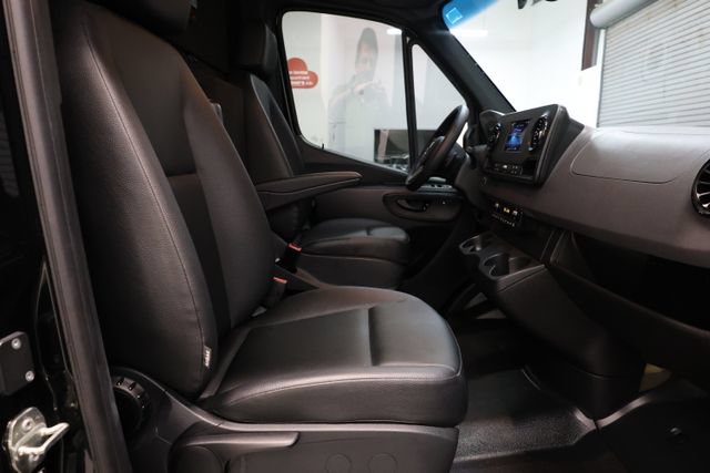 Used 2022 Mercedes-Benz Sprinter 2500 image 59