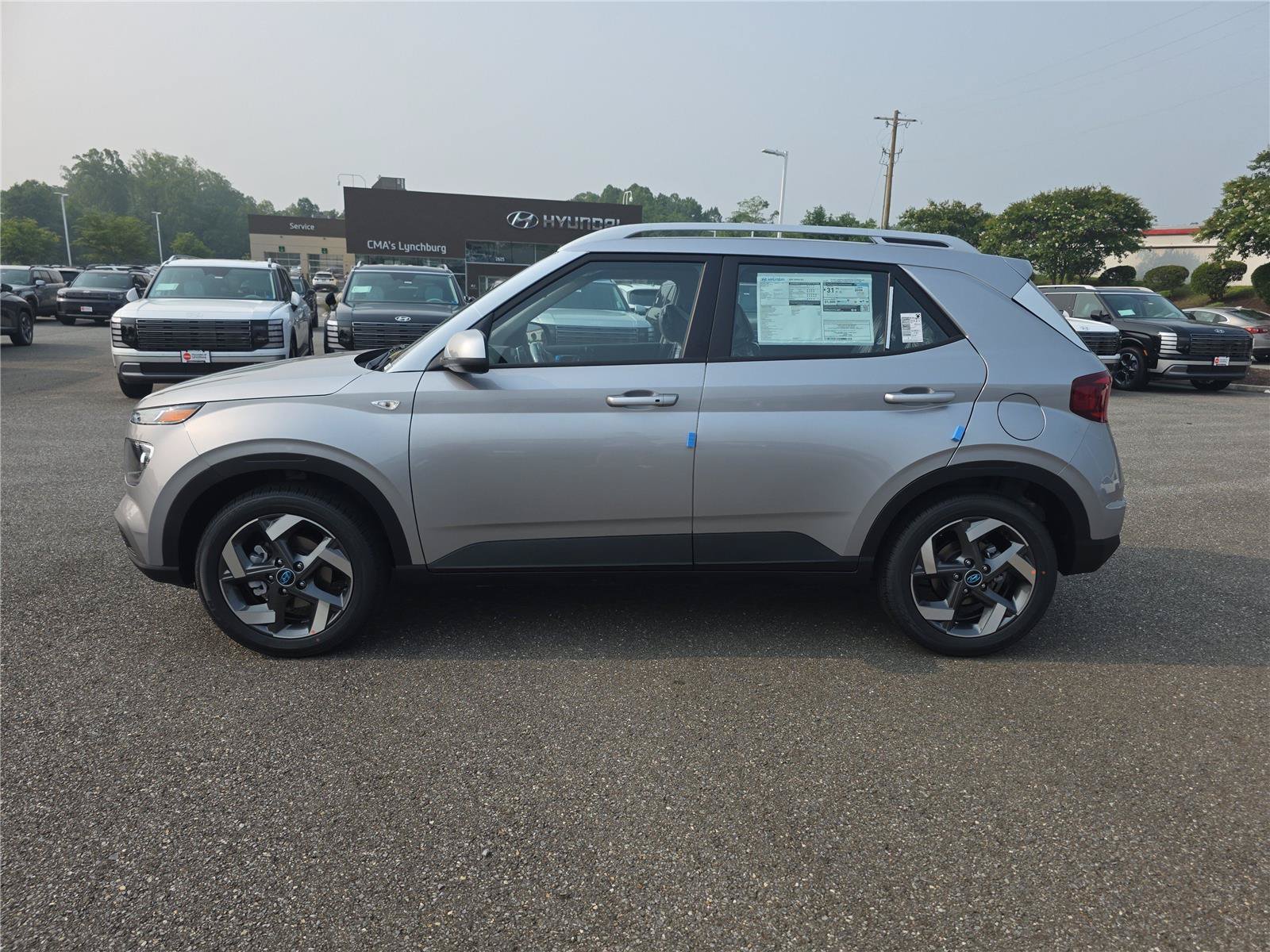 New 2026 Hyundai Venue SEL FWD image 8