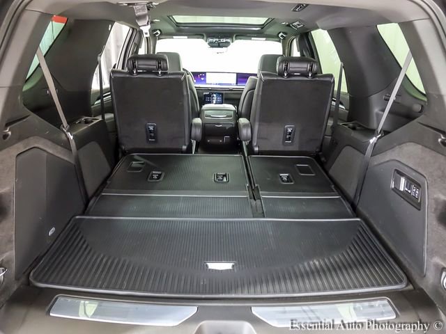 Certified 2025 Cadillac Escalade Sport w/ Touring Package AWD/4WD image 27