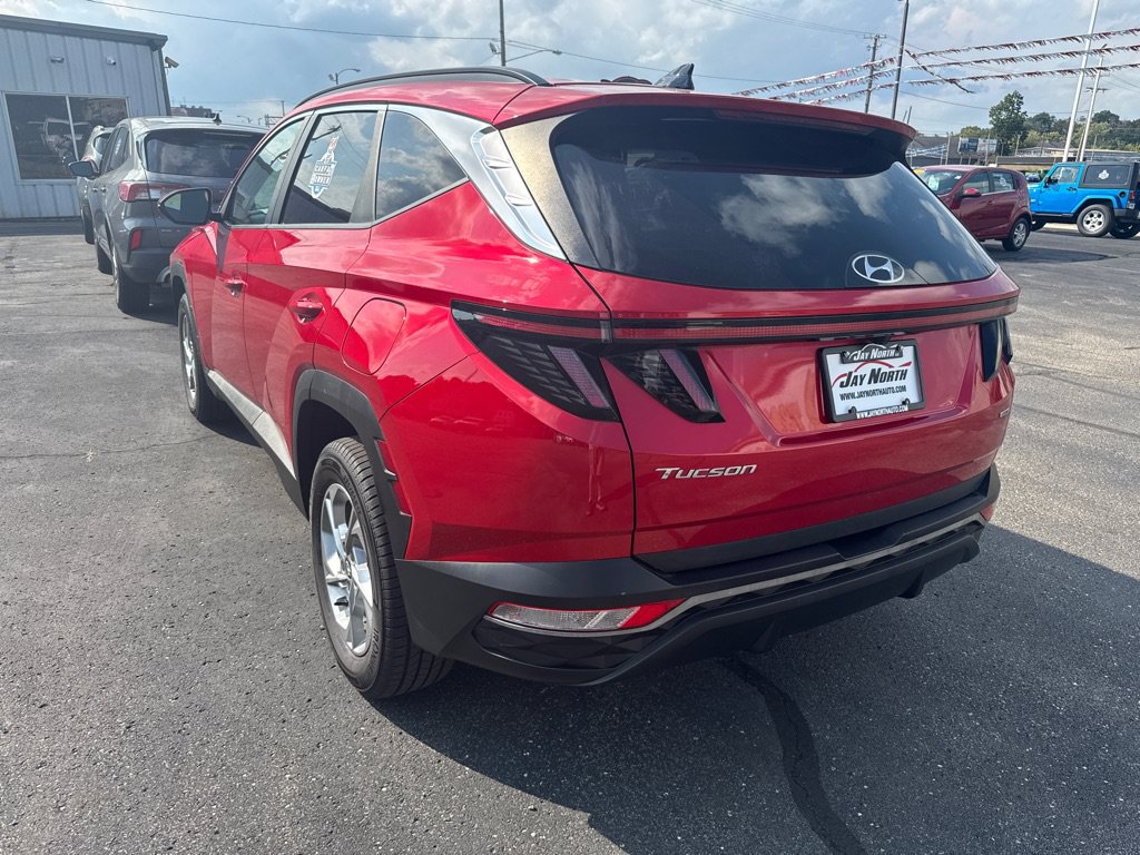 Used 2022 Hyundai Tucson SEL w/ Cargo Package AWD/4WD image 6