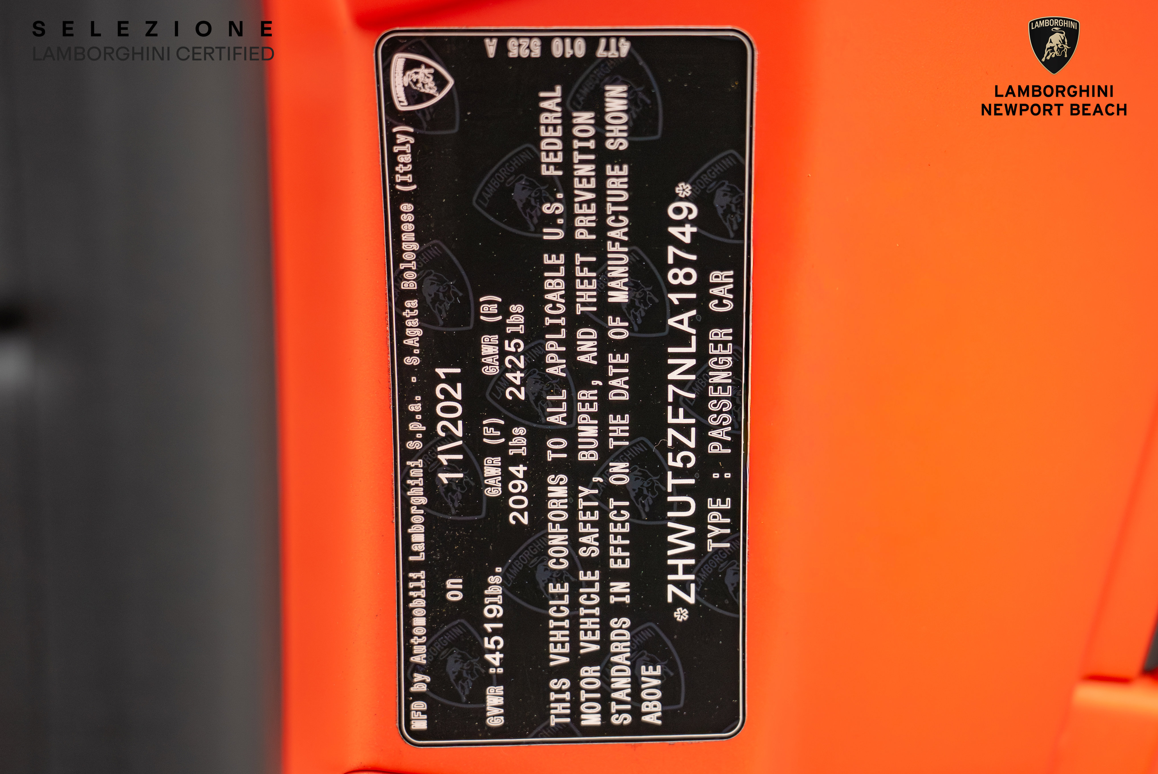 Used 2022 Lamborghini Huracan EVO image 38