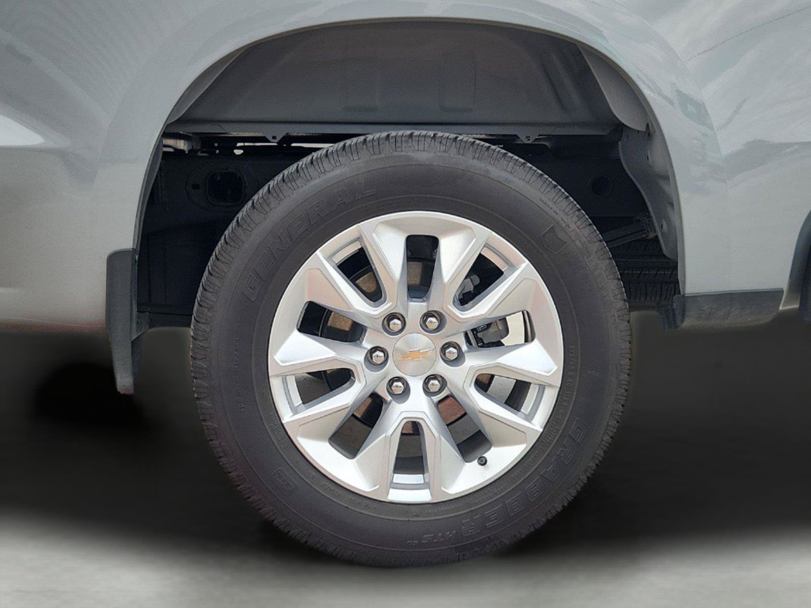 Used 2025 Chevrolet Silverado 1500 Custom RWD image 31