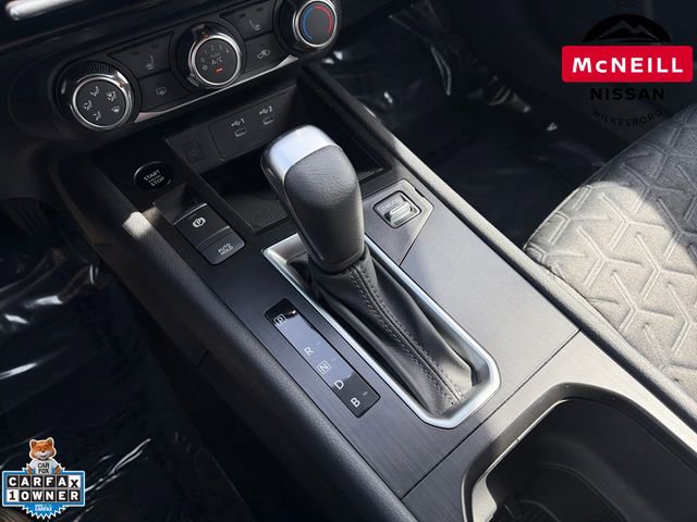 Used 2025 Nissan Kicks SV w/ SV Premium Package FWD image 29