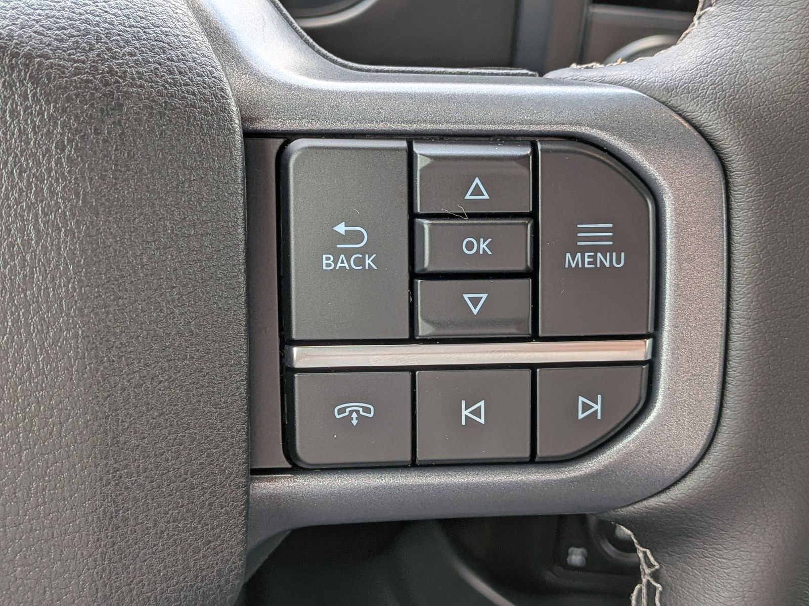 New 2026 Ford F250 Lariat w/ Black Appearance Package image 29