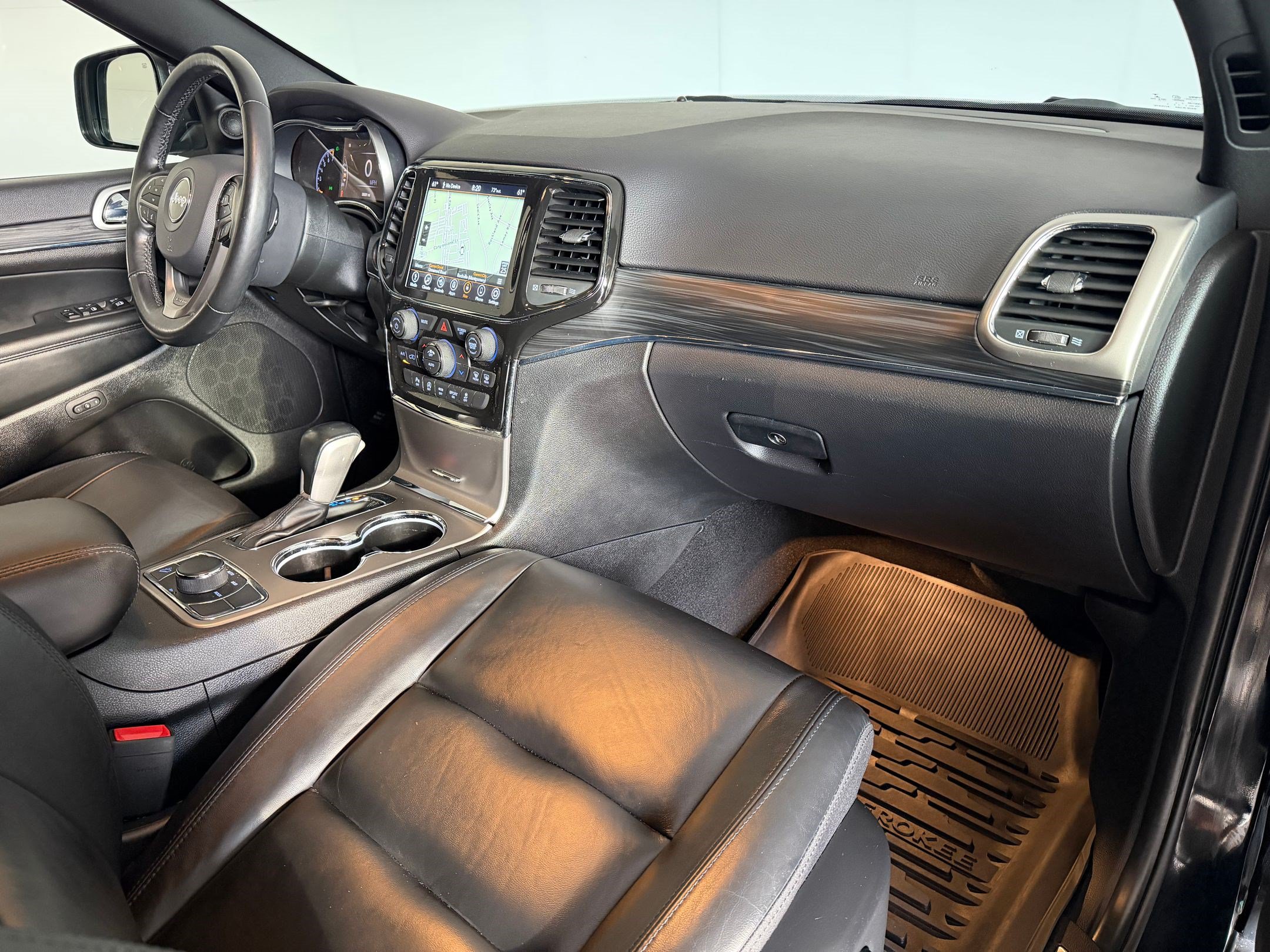 Used 2021 Jeep Grand Cherokee Limited w/ Premium Lighting Group AWD/4WD image 33