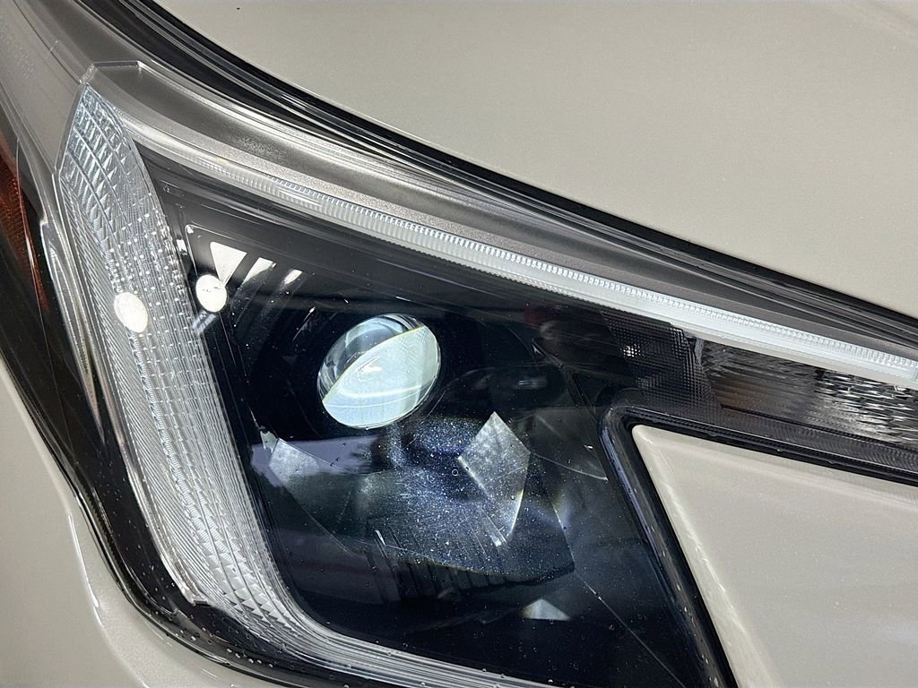 Used 2023 Subaru Forester Touring AWD/4WD image 39