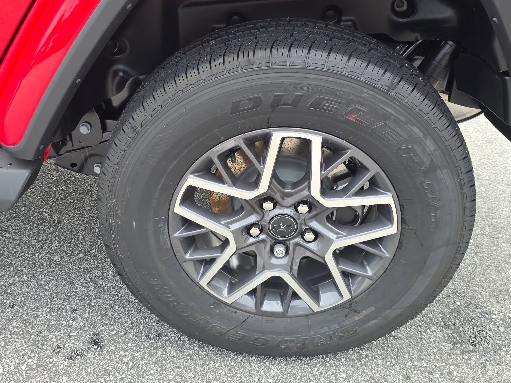 New 2025 Jeep Wrangler Sahara image 7