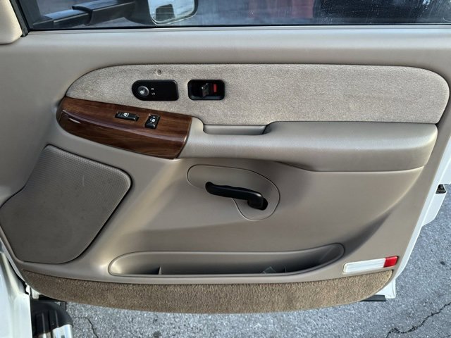 Used 2002 Chevrolet Silverado 3500 LT image 16